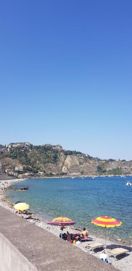 B&B La Costa Di Naxos Giardini Naxos Exteriör bild
